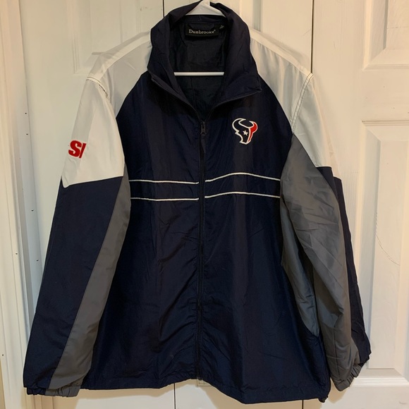❤️🏈 Houston Texans Bundle: Shirt, Sweatshirt and Windbreaker Jacket 🏈❤️ - Picture 2 of 9